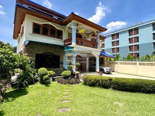 出租 4 卧室 独立屋 在 Bang Na, 曼谷