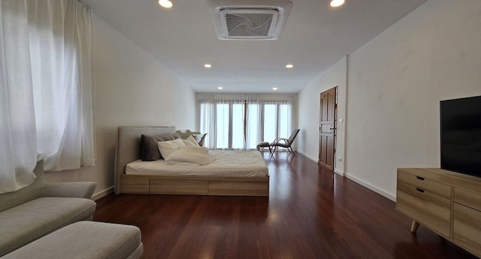 Büro zur Miete mit 2 Zimmer in Chatuchak, Bangkok