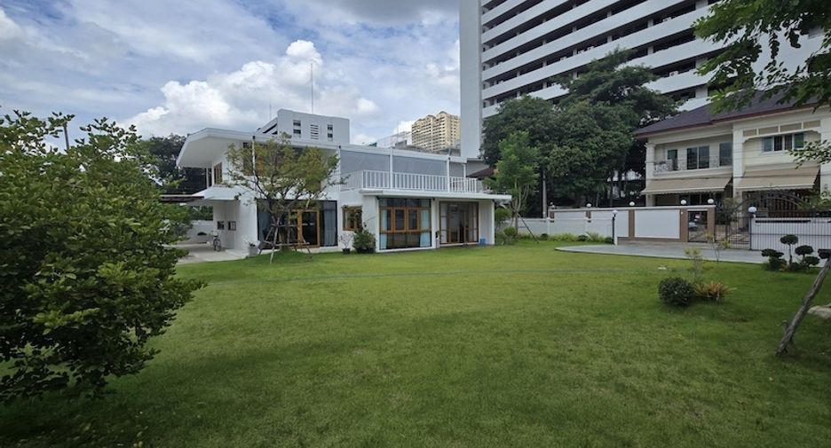 Büro zur Miete mit 2 Zimmer in Chatuchak, Bangkok