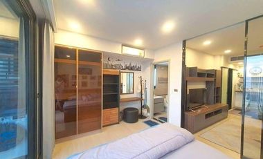 For sale 1 bed condo in Huai Khwang, Bangkok