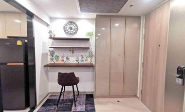 For sale 1 bed condo in Huai Khwang, Bangkok