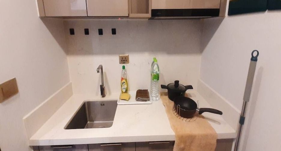 For sale 1 Beds condo in Huai Khwang, Bangkok