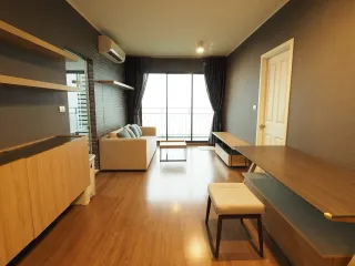 For sale 2 bed condo in Yan Nawa, Bangkok