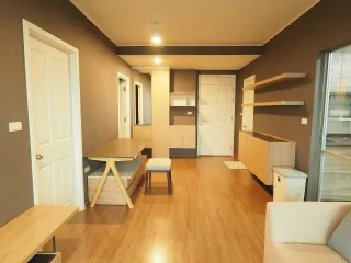 For sale 2 bed condo in Yan Nawa, Bangkok