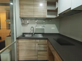 For sale 2 bed condo in Yan Nawa, Bangkok