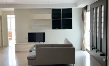 For rent 3 bed condo in Khlong Toei, Bangkok