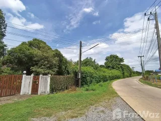 For sale 8 bed house in Bang Nam Priao, Chachoengsao