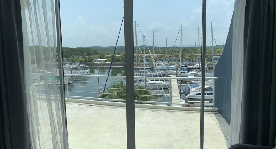 For sale 1 bed condo in Nuea Khlong, Krabi
