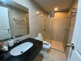 For rent 5 Beds condo in Huai Khwang, Bangkok