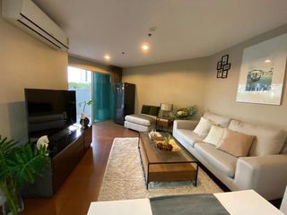 For rent 5 Beds condo in Huai Khwang, Bangkok