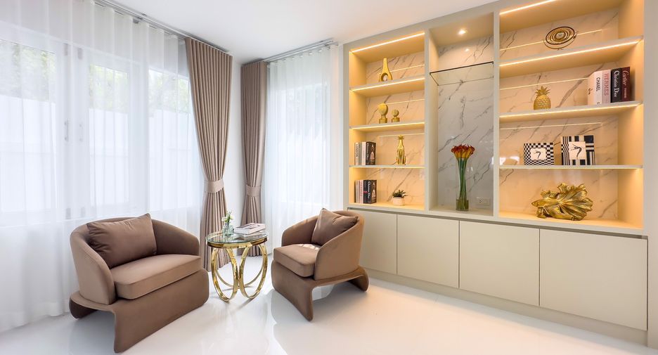 À vendre 6 chambres maison à Sattahip, Chonburi