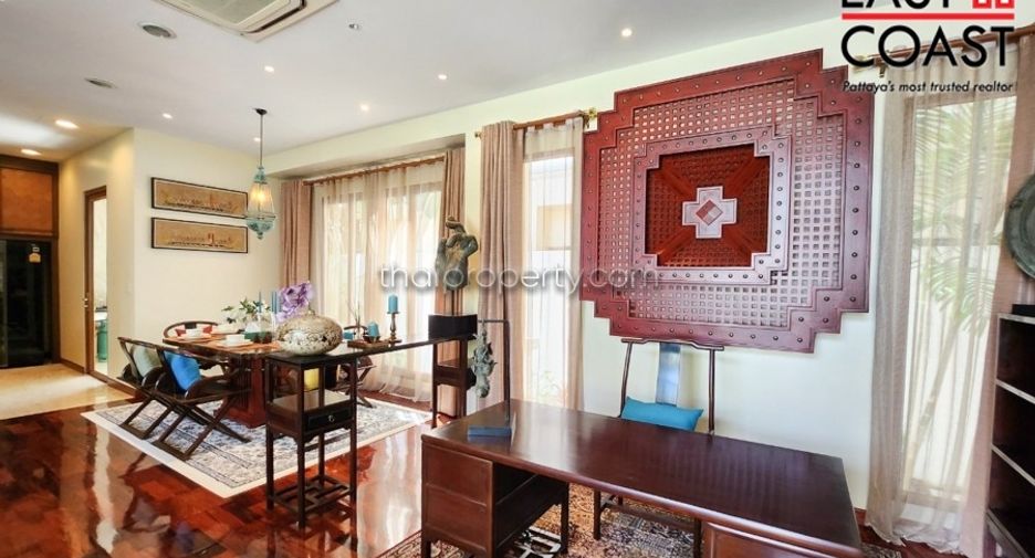 Casa en alquiler de 3 habitaciones en Sattahip, Chonburi