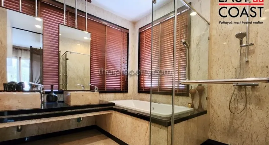 For rent 3 bedrooms house in Na Jomtien, Pattaya