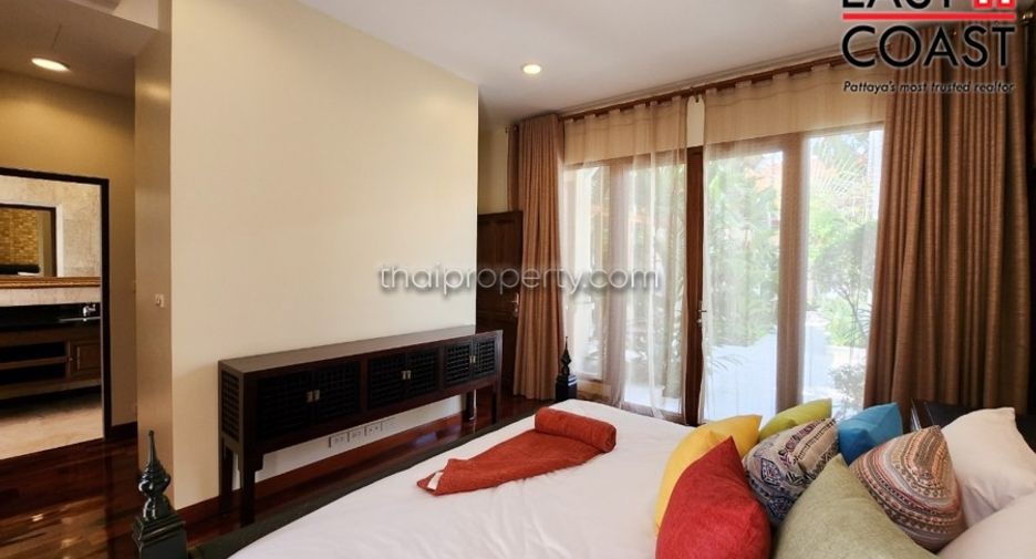 Casa en alquiler de 3 habitaciones en Sattahip, Chonburi