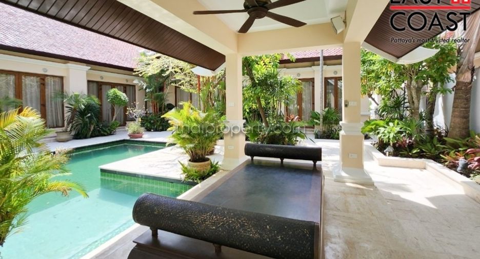 Casa en alquiler de 3 habitaciones en Sattahip, Chonburi
