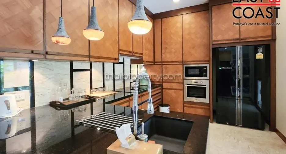 For rent 3 bedrooms house in Na Jomtien, Pattaya