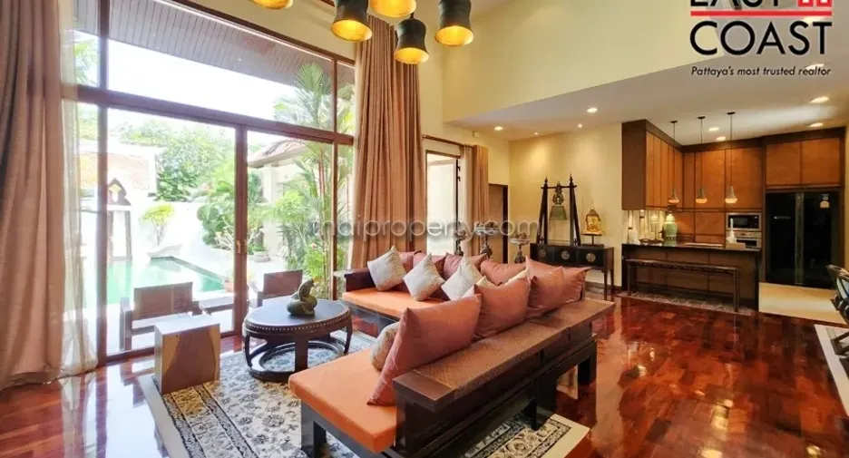 For rent 3 bedrooms house in Na Jomtien, Pattaya