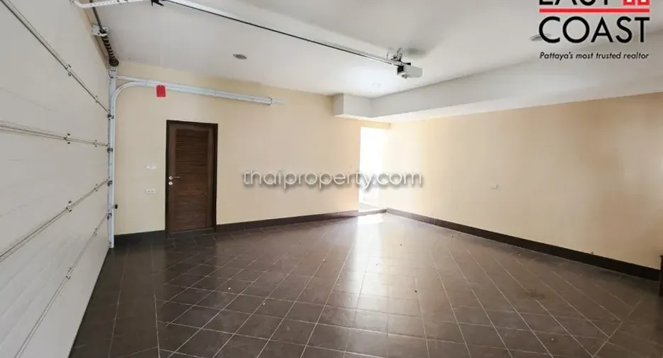 For rent 3 bedrooms house in Na Jomtien, Pattaya