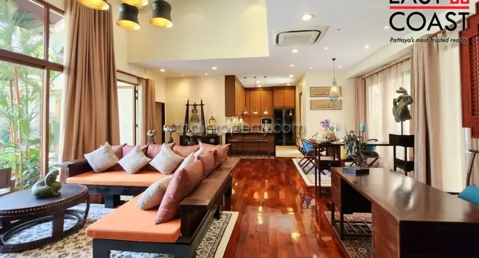For rent 3 bedrooms house in Na Jomtien, Pattaya