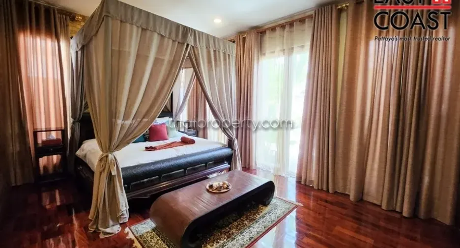 For rent 3 bedrooms house in Na Jomtien, Pattaya