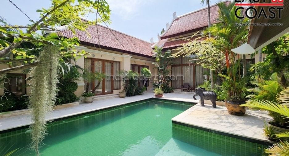 Casa en alquiler de 3 habitaciones en Sattahip, Chonburi