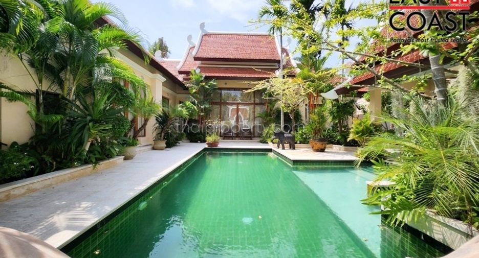 Casa en alquiler de 3 habitaciones en Sattahip, Chonburi