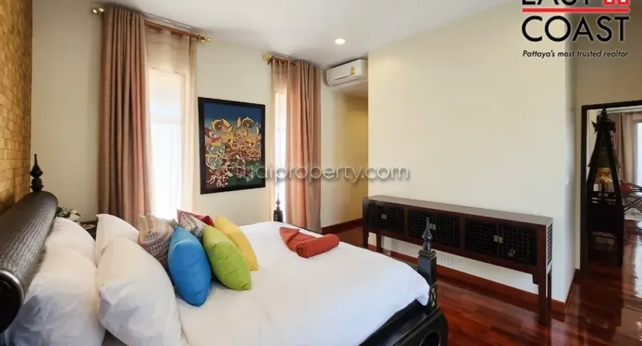 For rent 3 bedrooms house in Na Jomtien, Pattaya