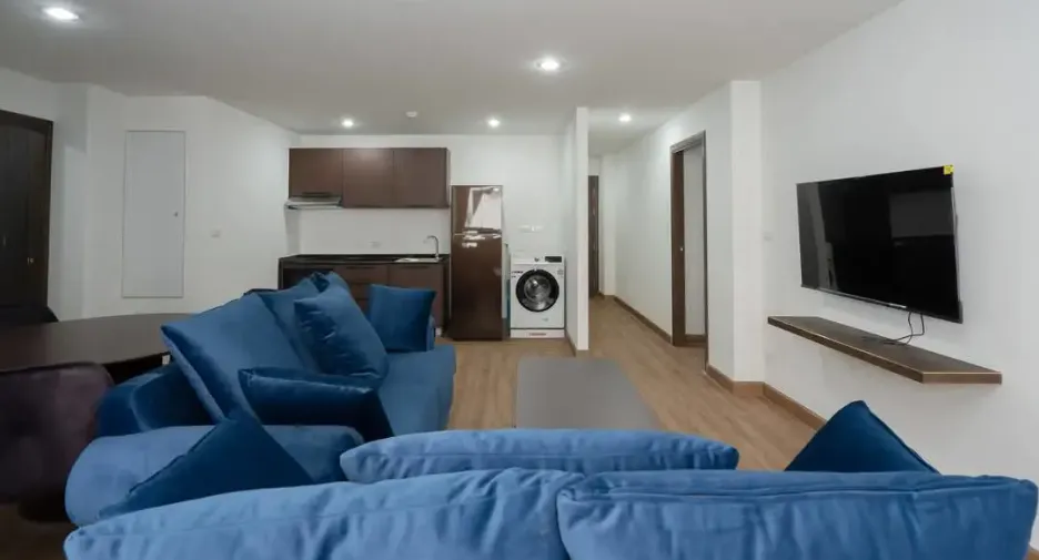 For rent 3 bedrooms condo in Khlong Toei, Bangkok
