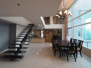 For rent 4 ベッドルーム condo in Watthana, Bangkok