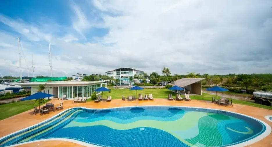 For sale 1 bed condo in Nuea Khlong, Krabi