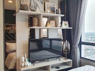 For sale 1 bed condo in Bangkok Noi, Bangkok
