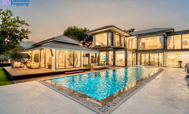 For sale 4 Beds villa in Cha Am, Phetchaburi