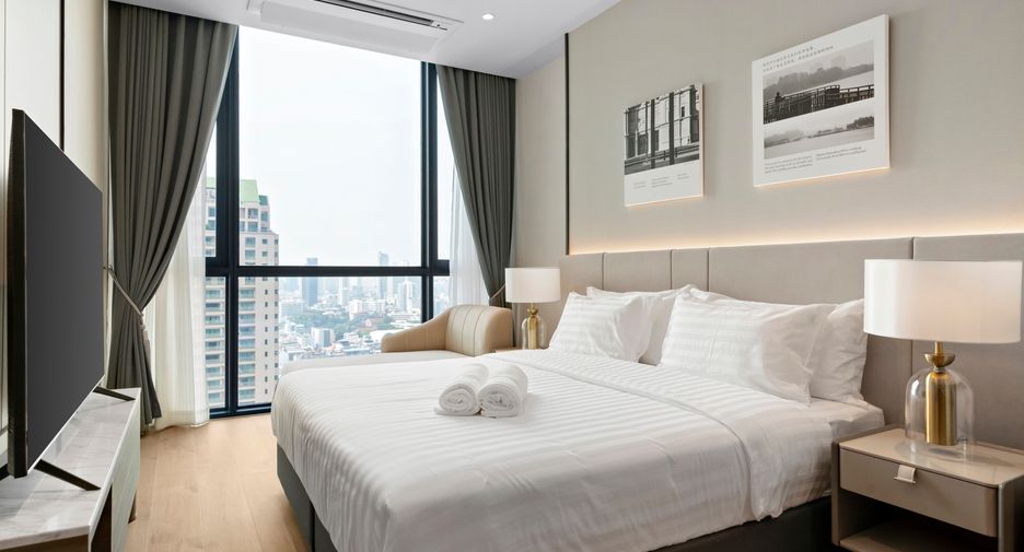 For rent 2 bedrooms condo in Sathon, Bangkok