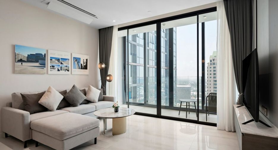 For rent 2 bedrooms condo in Sathon, Bangkok