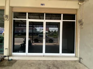 For sale 2 bed retail Space in Bang Khla, Chachoengsao