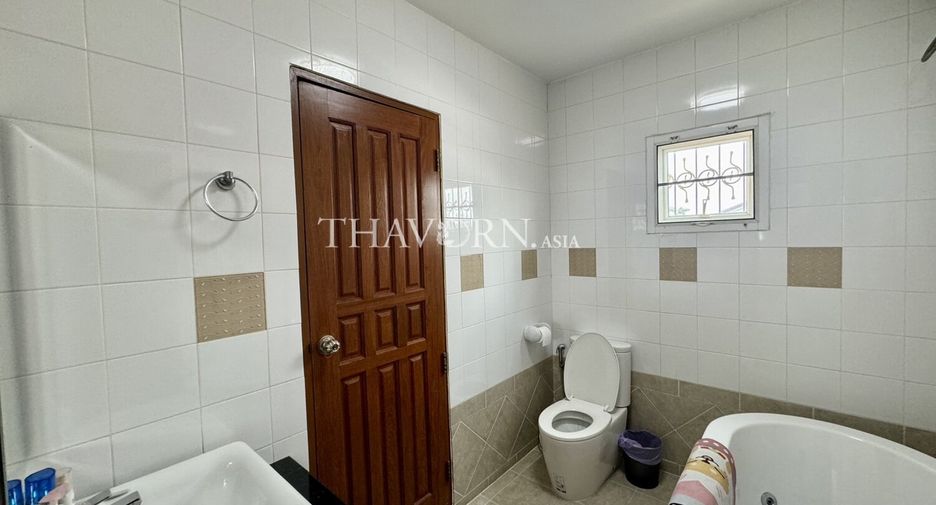For sale 4 bedrooms house in Bang Lamung, Chonburi