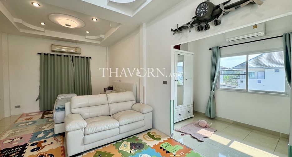 For sale 4 bedrooms house in Bang Lamung, Chonburi