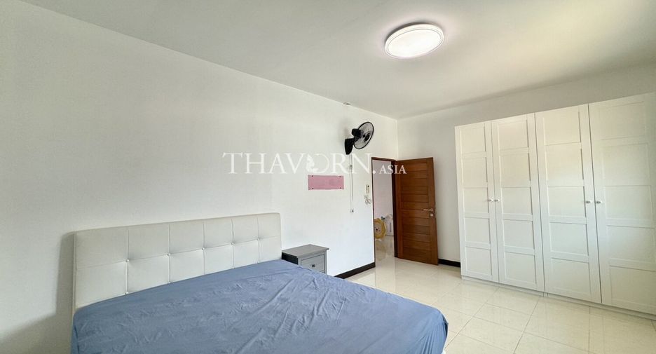 For sale 4 bedrooms house in Bang Lamung, Chonburi