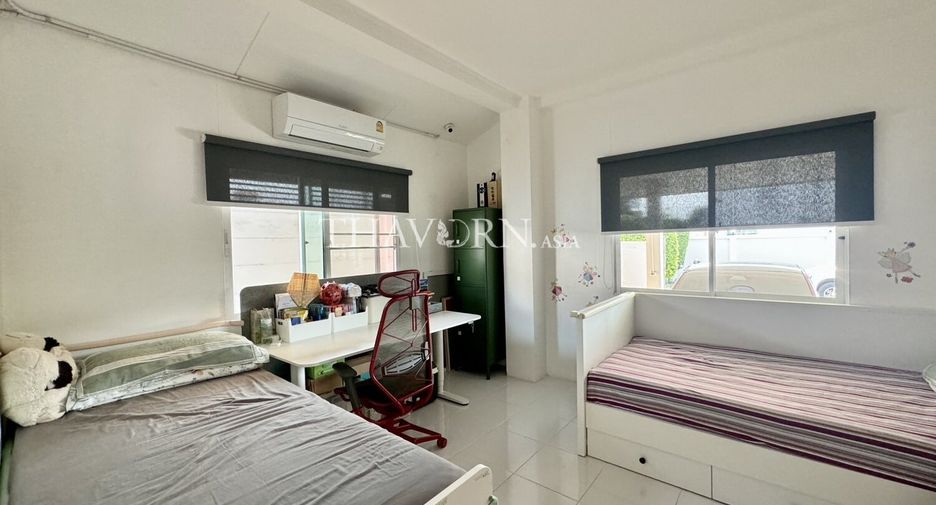For sale 4 bedrooms house in Bang Lamung, Chonburi