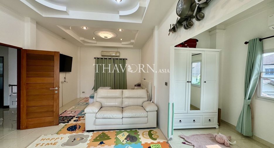 For sale 4 bedrooms house in Bang Lamung, Chonburi
