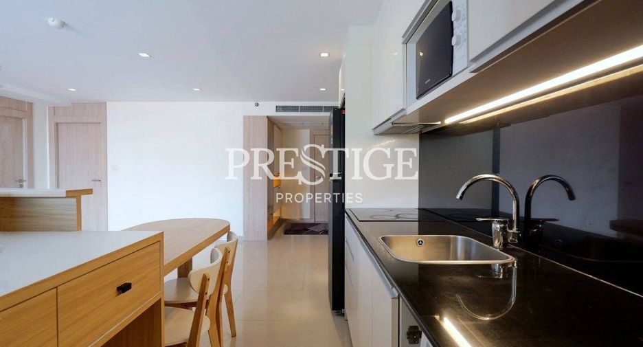 For sale 2 bedrooms condo in Pratumnak, Pattaya