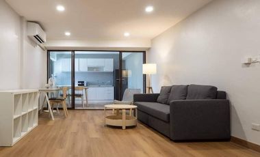 For rent 2 bed condo in Huai Khwang, Bangkok