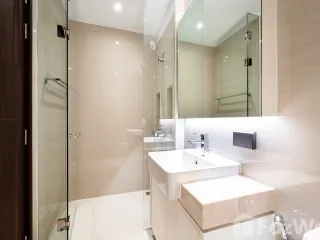 For sale 3 bed condo in Suan Luang, Bangkok