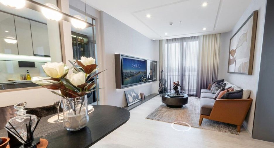 For sale 2 bed condo in Dusit, Bangkok