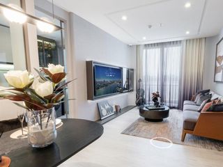 For sale 3 Beds condo in Dusit, Bangkok