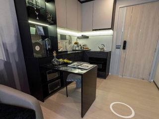 For sale 3 Beds condo in Dusit, Bangkok
