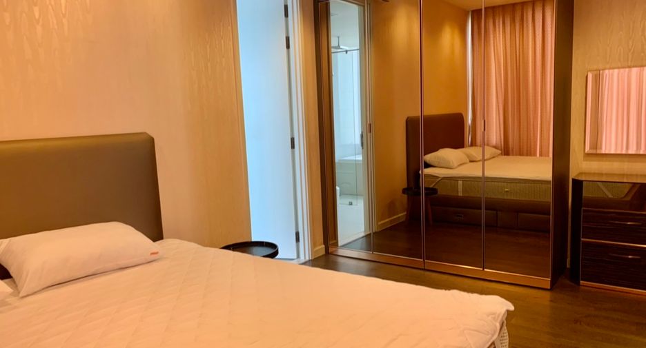 For rent 2 bed condo in Sathon, Bangkok