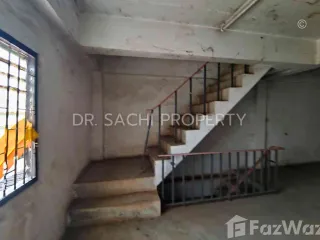 For sale 3 bed retail Space in Si Maha Phot, Prachin Buri