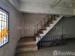 For sale 3 bed retail Space in Si Maha Phot, Prachin Buri