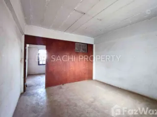 For sale 3 bed retail Space in Si Maha Phot, Prachin Buri